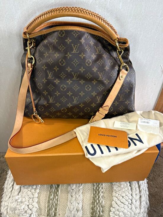 Louis Vuitton Handbags - Louis Vuitton Artsy NV MM Monogram M44869 + LV Strap Box Dust Bag Receipt
